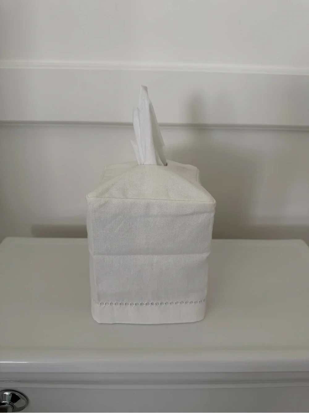 Pottery Barn Linen Hemstitch Tissue Box Cover White